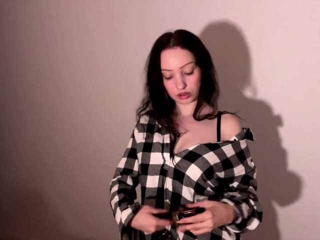 MeowAlika live cam on BongaCams