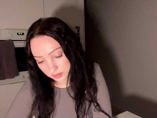 MeowAlika live cam on BongaCams