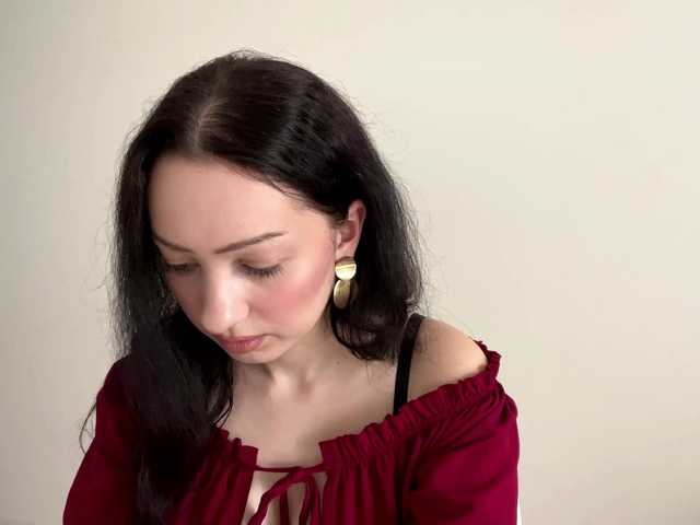 MeowAlika live cam on BongaCams
