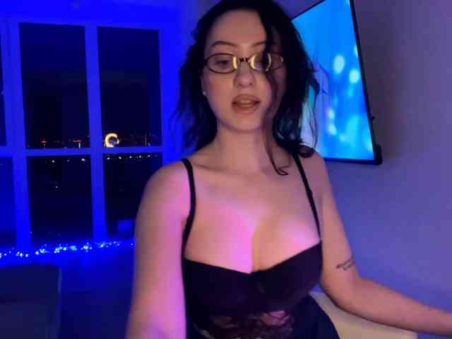 MeowAlika Live Webcam on BongaCams