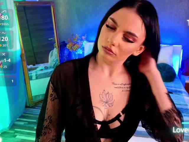 Modella: KayleyGunner