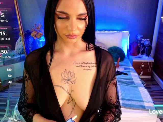 KayleyGunner webcam