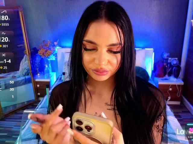 Modella: KayleyGunner