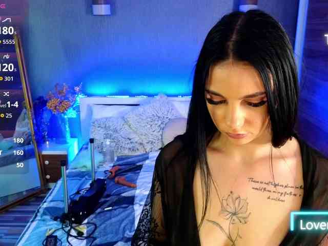 Modella: KayleyGunner