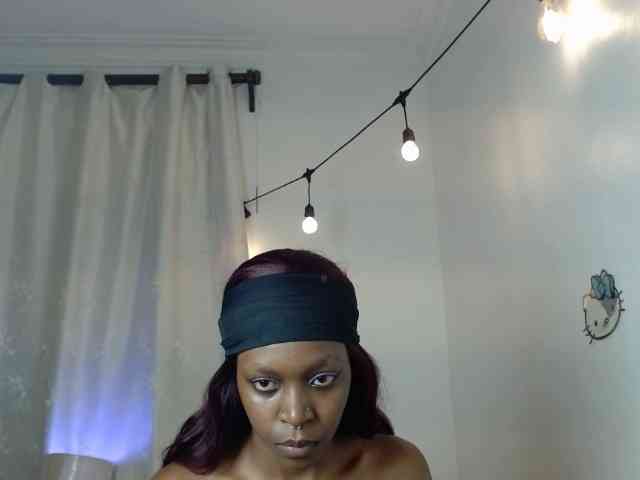 BellaLyna webcam