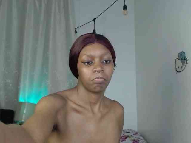 BellaLyna webcam
