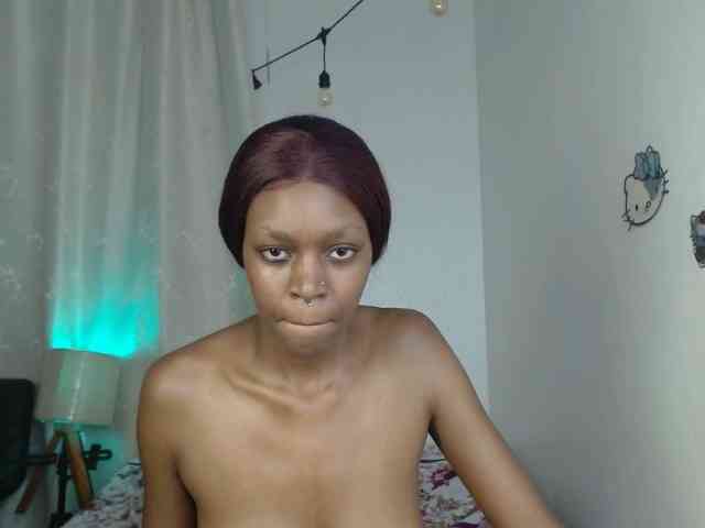 BellaLyna webcam