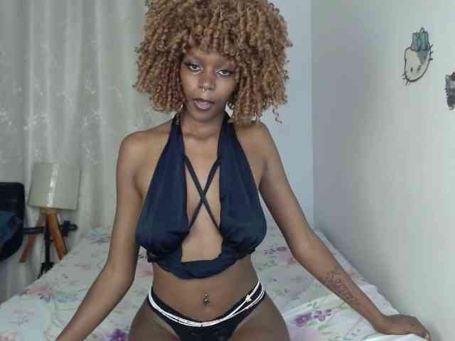 BellaLyna webcam
