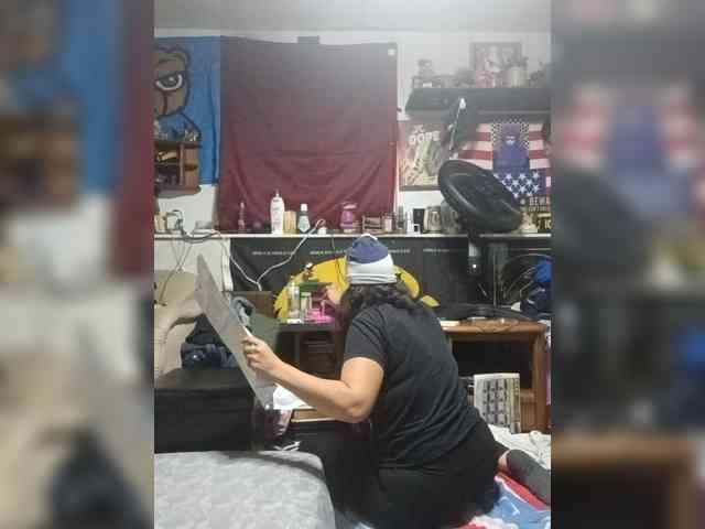 Phoenixistoohot Sex Cam Show