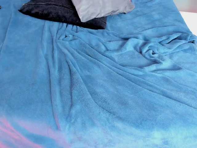 MiluVega's BongaCams show and profile