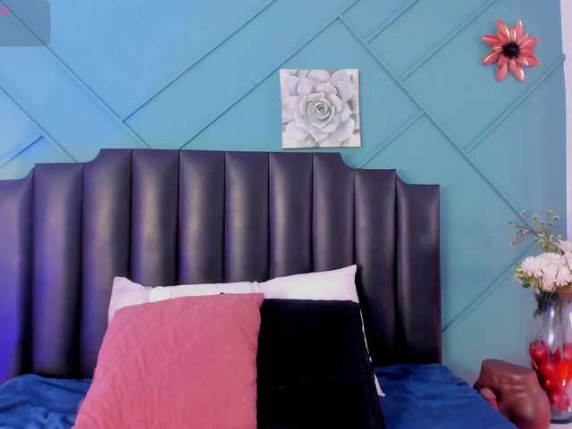 MiluVega live cam on BongaCams