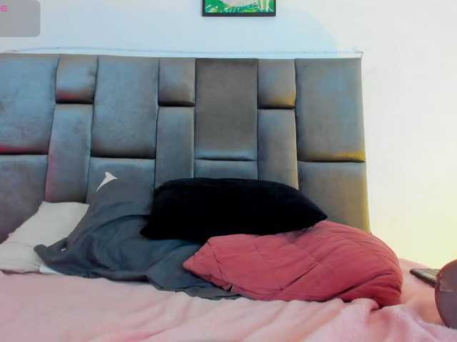 MiluVega live cam on BongaCams