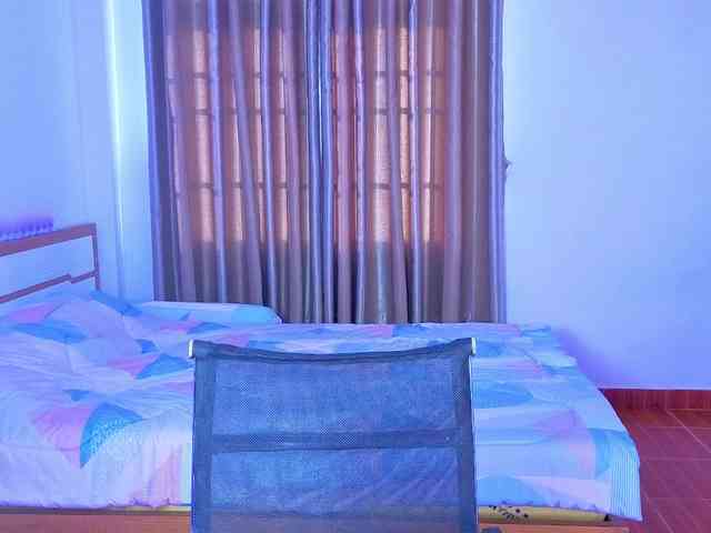mmilaniia webcam