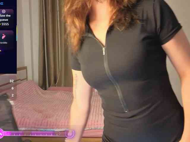 mmilaniia webcam