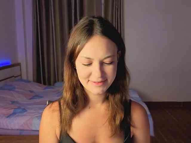 mmilaniia webcam