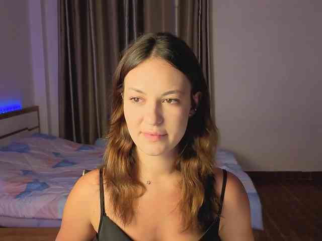 mmilaniia webcam