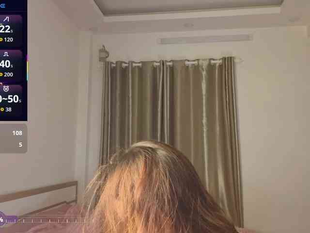 mmilaniia webcam