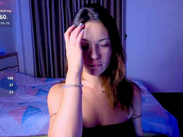 mmilaniia webcam