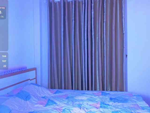 mmilaniia webcam