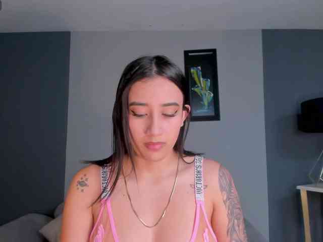 HazelGarrett webcam