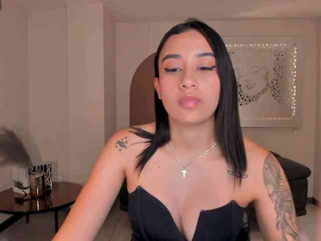 HazelGarrett webcam