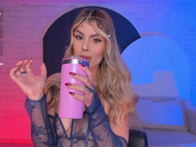 MiaSilvaX live webcam show