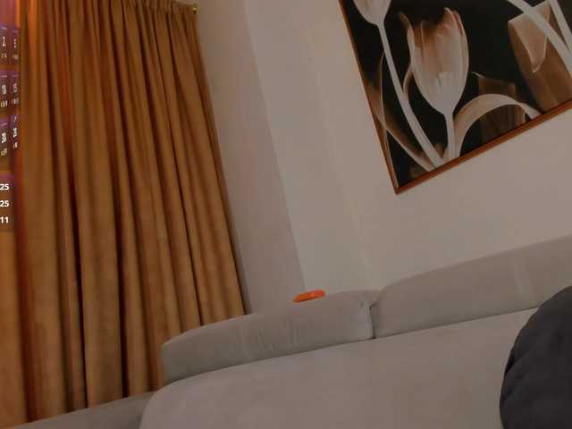 MiaSilvaX Live Cam and Statistics on UnifiedCams