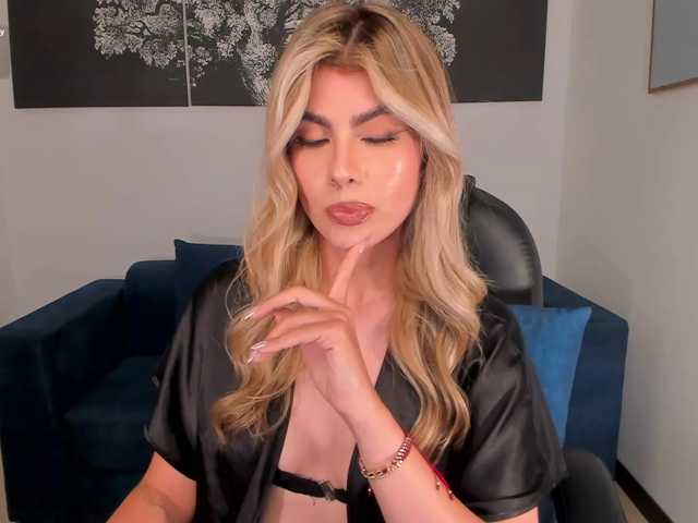 MiaSilvaX live cam on BongaCams