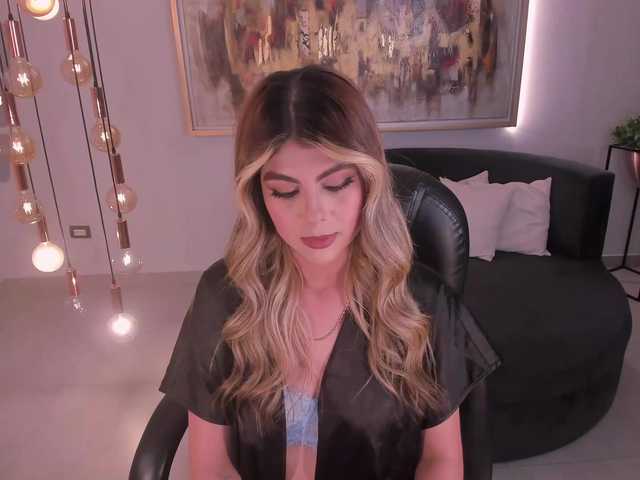 MiaSilvaX live cam on BongaCams