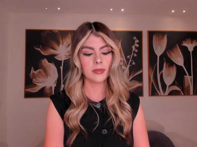 MiaSilvaX live cam on BongaCams
