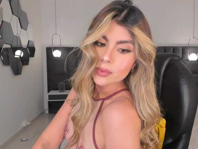MiaSilvaX live cam on BongaCams