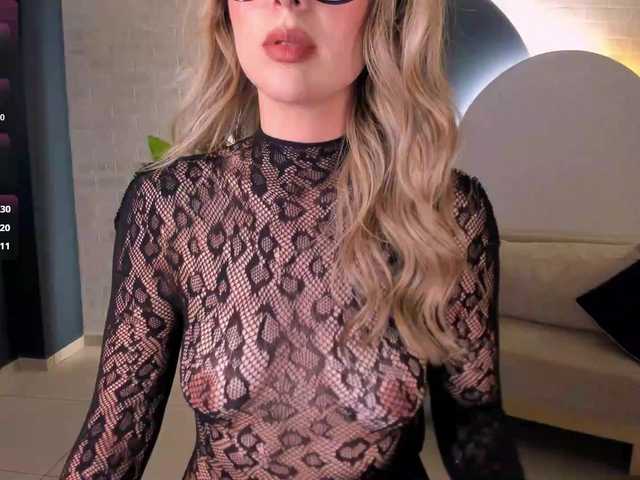 MiaSilvaX's BongaCams show and profile