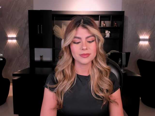 MiaSilvaX live cam on BongaCams