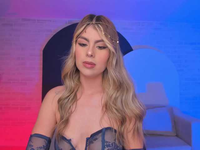 MiaSilvaX live webcam show