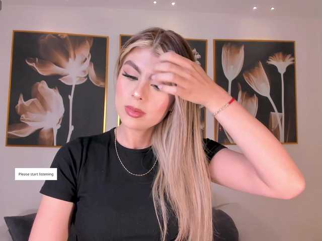MiaSilvaX live cam on BongaCams