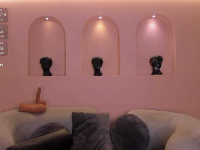 MiaSilvaX live cam on BongaCams