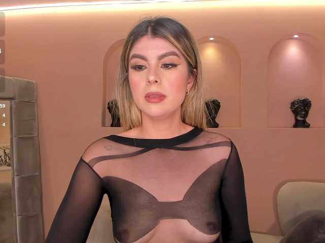 MiaSilvaX, 28 y/o - Live Cam on BongaCams