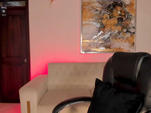 MiaSilvaX live cam on BongaCams
