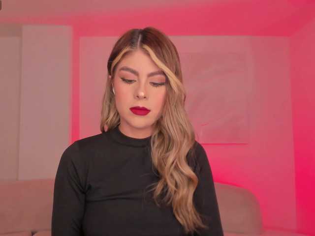 MiaSilvaX live cam on BongaCams