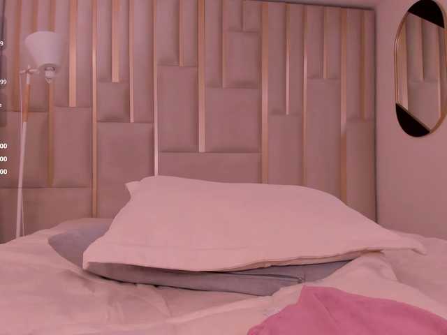 MiaSilvaX live cam on BongaCams