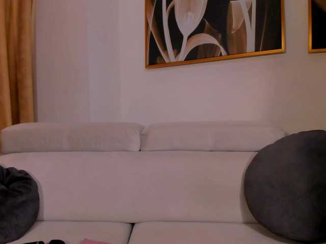 MiaSilvaX's BongaCams show and profile