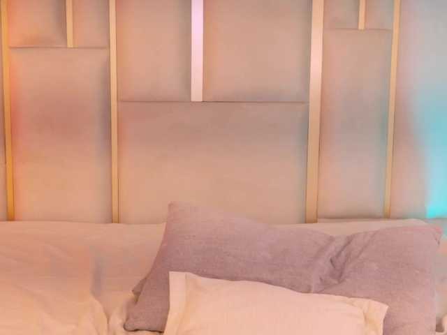 MiaSilvaX live cam on BongaCams