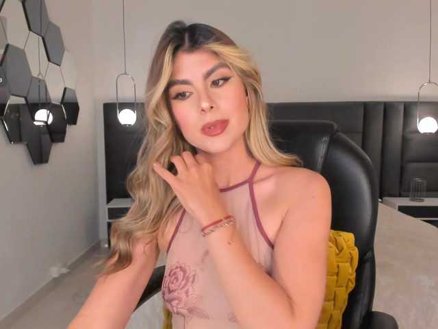MiaSilvaX — live female cam