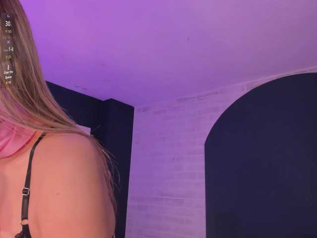 MiaSilvaX live webcam show