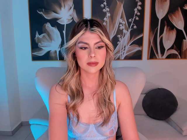 MiaSilvaX live cam on BongaCams