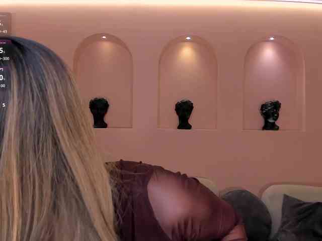 MiaSilvaX webcam