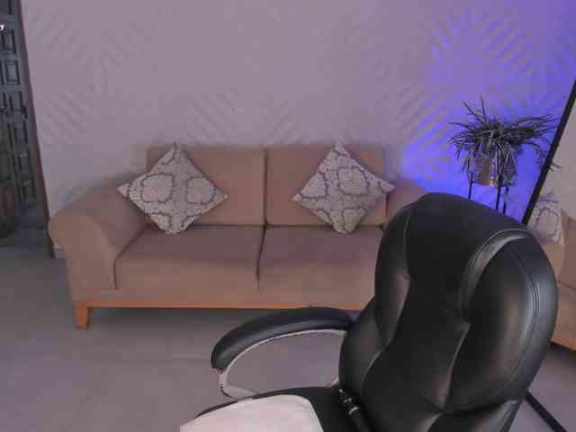 MiaSilvaX webcam