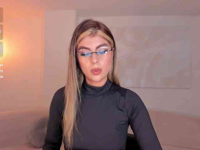 MiaSilvaX webcam