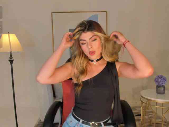 MiaSilvaX webcam