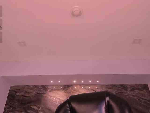 MiaSilvaX webcam